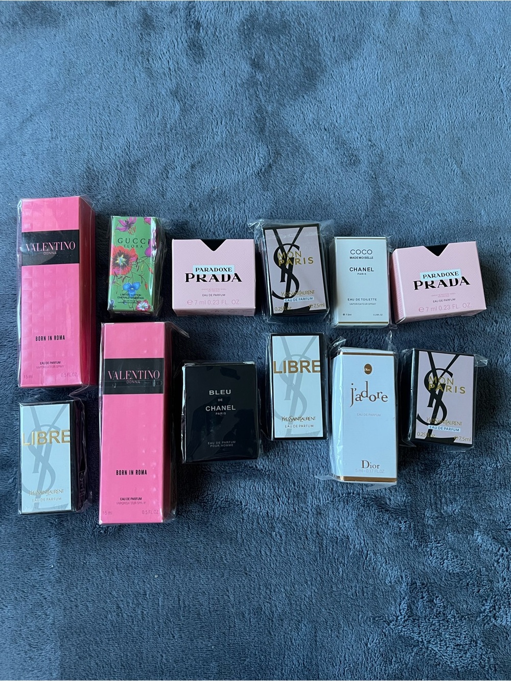 Assorted Designer Mini Perfume Gift Set - Pink, Black, White